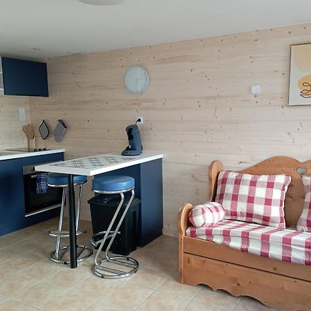 Le Petit Yves Vila Granges-sur-Vologne Exterior foto